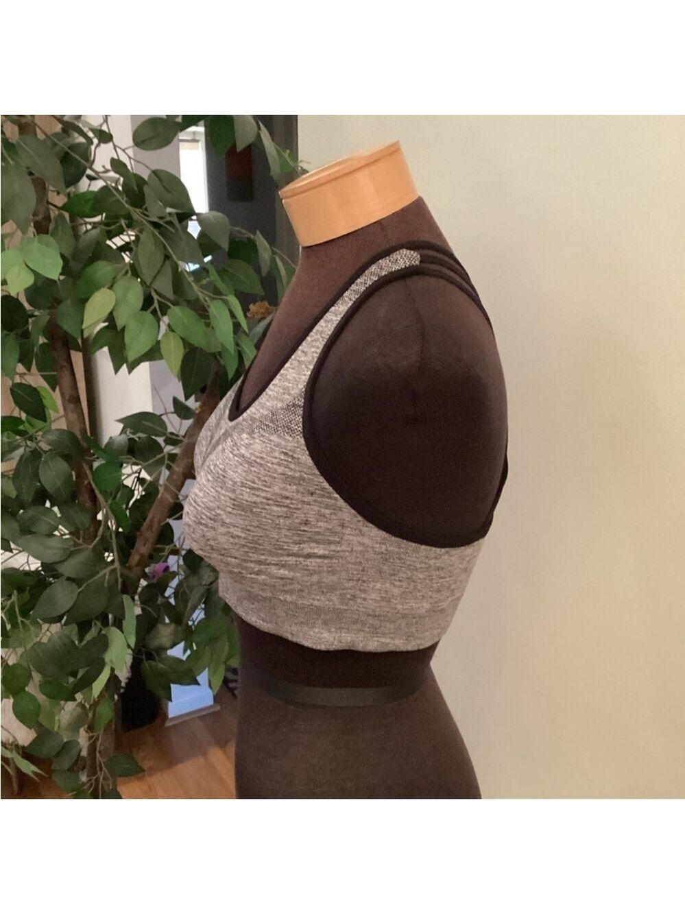 AKAMC Woman’s XL wire free yoga sports bra black marled with gray Strappy - Picture 3 of 11